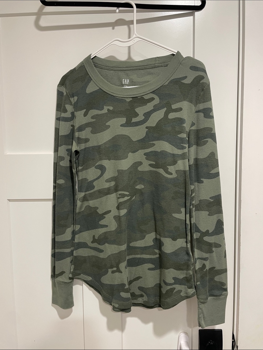 GAP Olive and Dark Green Camo Waffle Long Sleeve Top